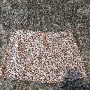 26w floral mini skirt